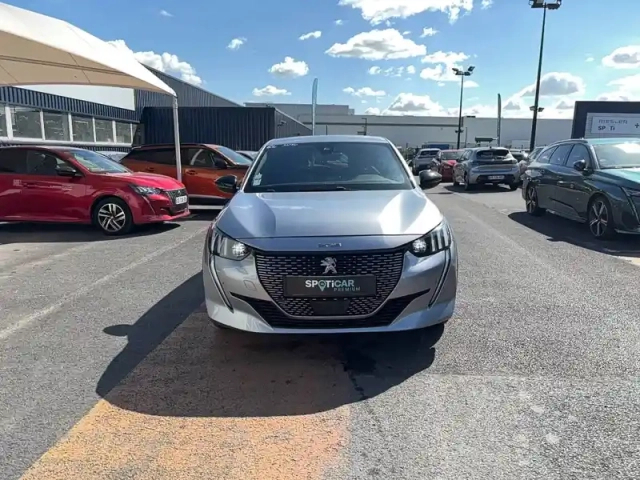 Peugeot 208 electrique 50 kwh 136ch — photo 14