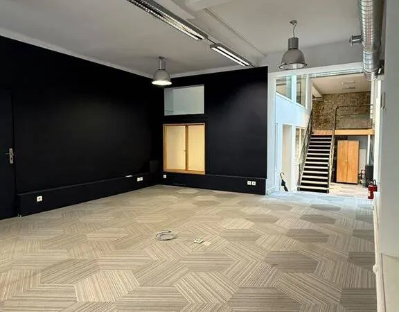 Boutique 4 pièces 132 m²
