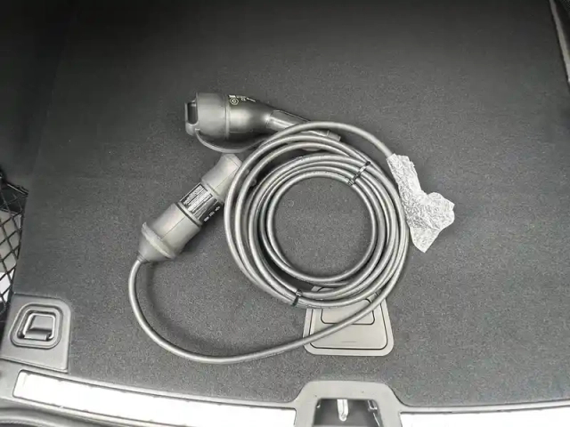 Volvo Xc60 t6 awd hybride rechargeable 253 ch+145 ch geartronic 8 — photo 36