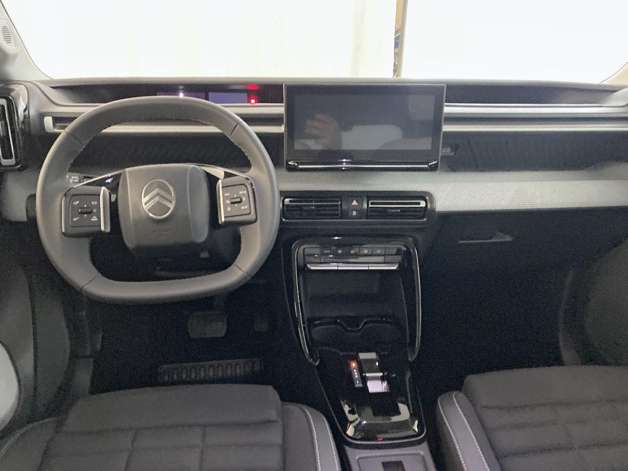 Citroën C3 Aircross hybride 145 ch aut max — photo 8