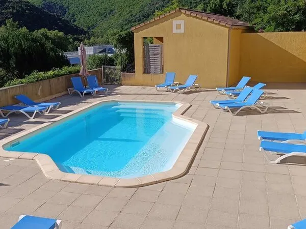T2 Cabine 44m2 - Renta Brute 12-15 % - Cédé 63 000 € MEUBLE