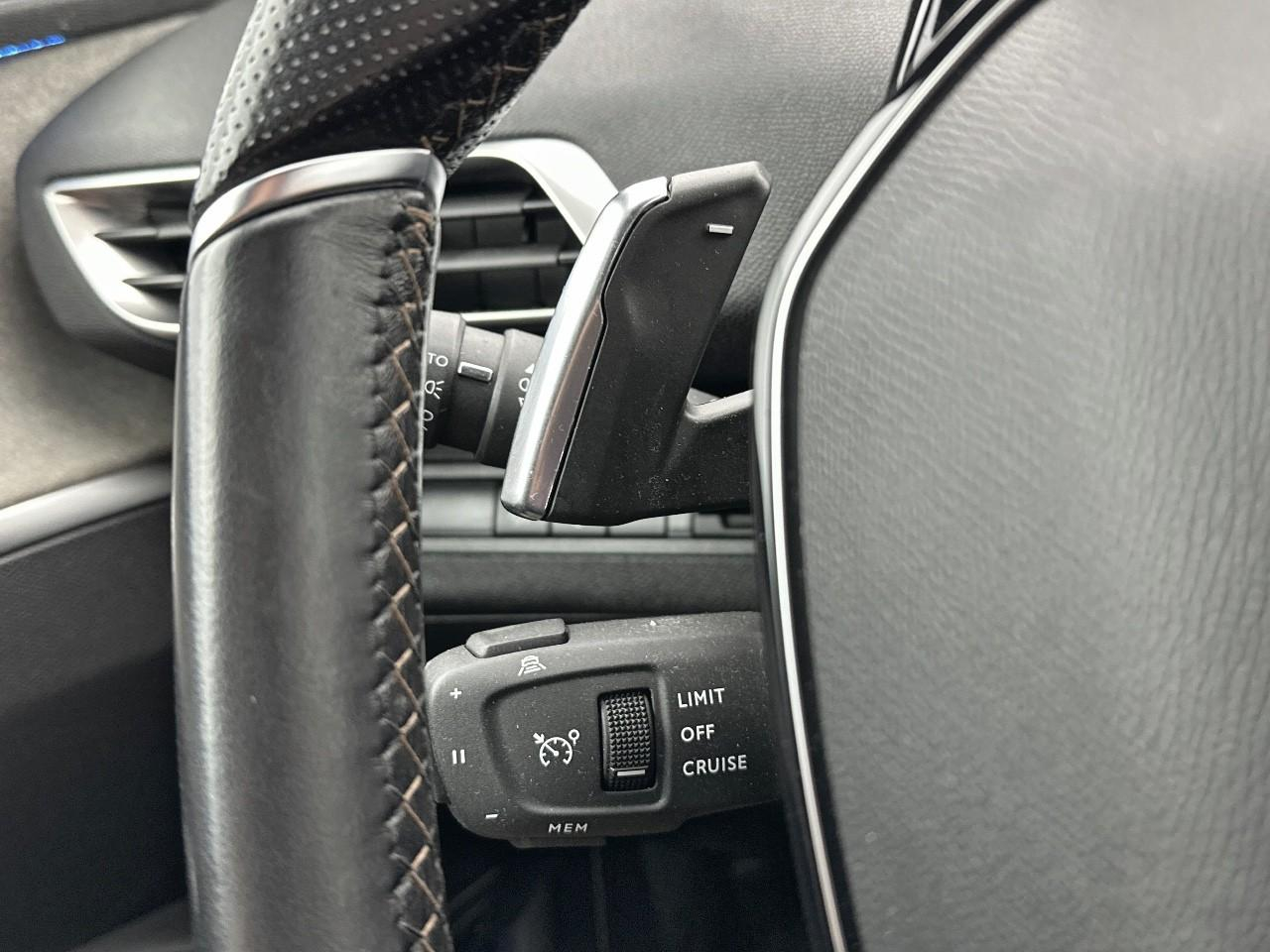 Peugeot 3008 puretech 130ch s&s eat8 gt pack — photo 20