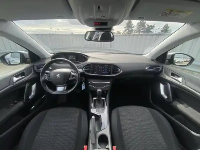 Peugeot 308 1.6 bluehdi 120ch s&amp;s style eat6 — photo 14