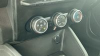 Dacia Duster 1.5 Blue dCi 115ch Confort 4x2 - 19 — photo 15
