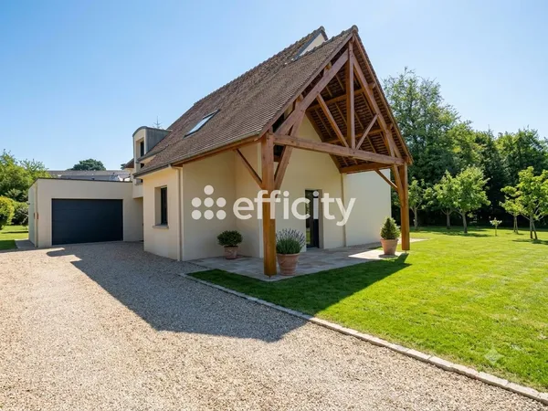 Maison 8 pièces 220 m²
