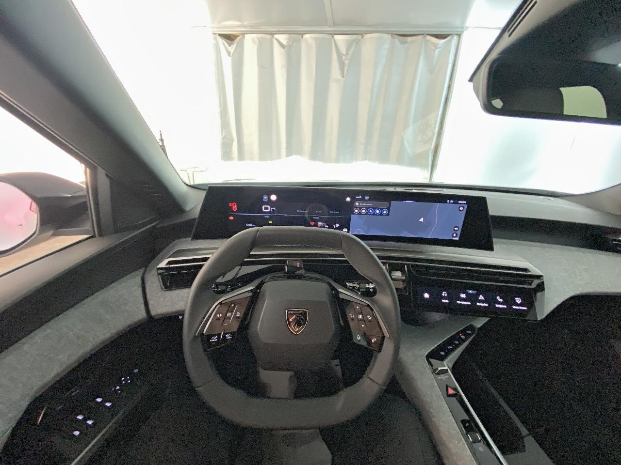 Peugeot 5008 hybrid 145 ch e-dcs6 allure — photo 12