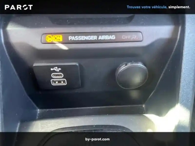 Ford Transit Courier fourgonnette 1.0 ecoboost 100ch trend — photo 15