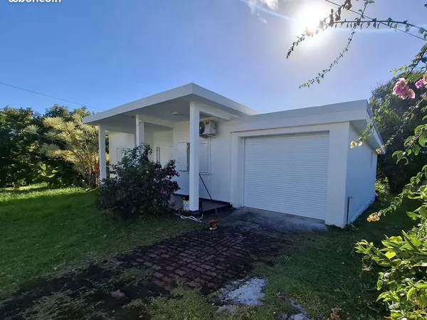 Maison F4 plain-pied jardin et garage