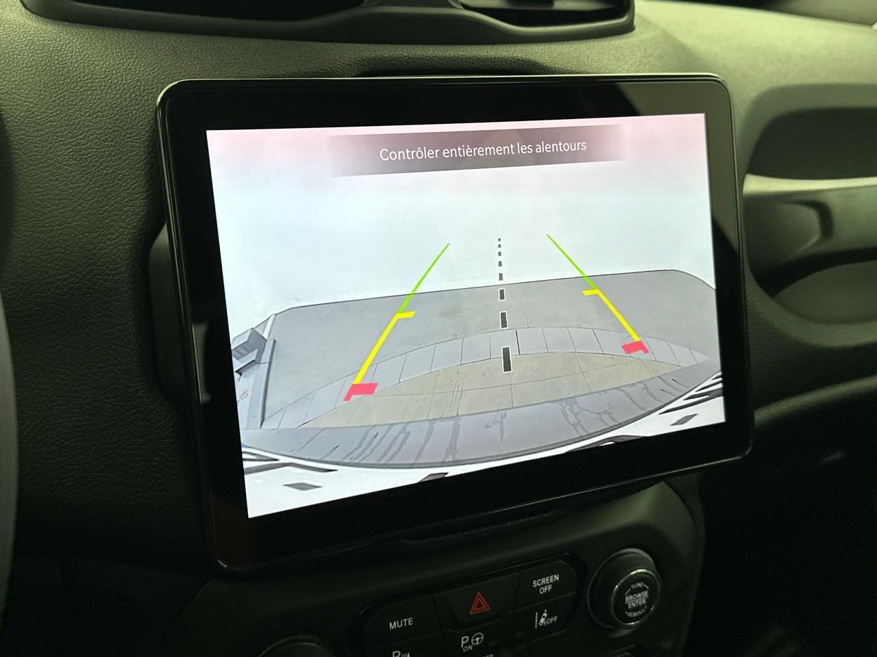 Jeep Renegade 1.5 turbo t4 130 ch bvr7 e-hybrid altitude — photo 27