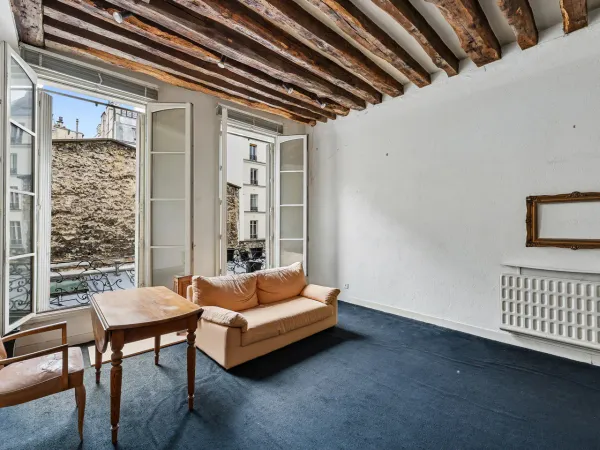 Paris III - Pied-à-terre de caractère au coeur du Haut-Marais