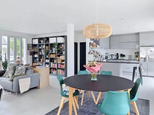 Maison 6 pièces 195 m²