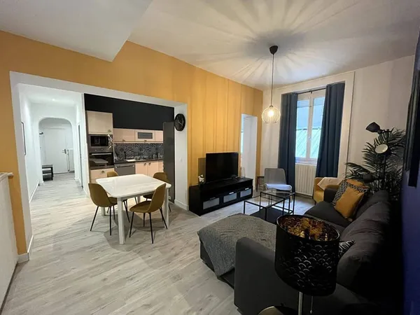 Appartement 5 pièces 103 m²