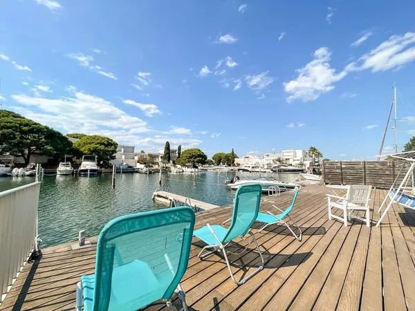 Marina d'angle en duplex de 119m2
