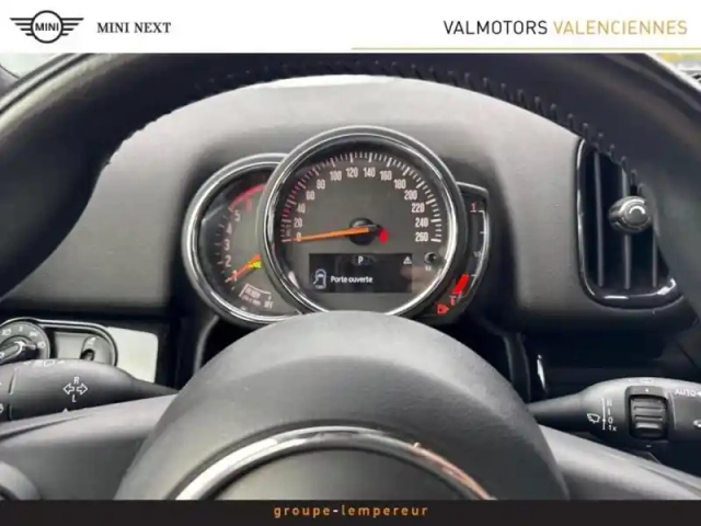 Mini Countryman one d 116ch longstone bva7 — photo 13