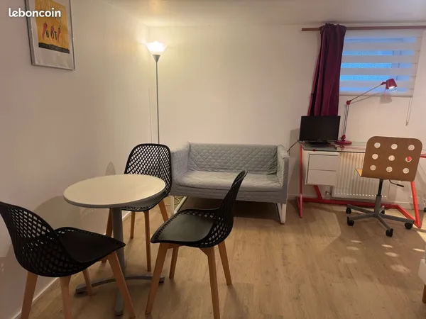 Studio spacieux type cabine de bateau