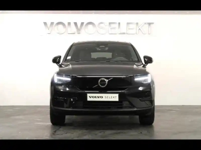Volvo C40 recharge extended range 252ch plus — photo 17