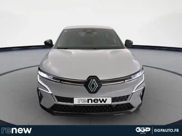 Renault Megane e-tech electric ev40 130ch techno boost charge — photo 38