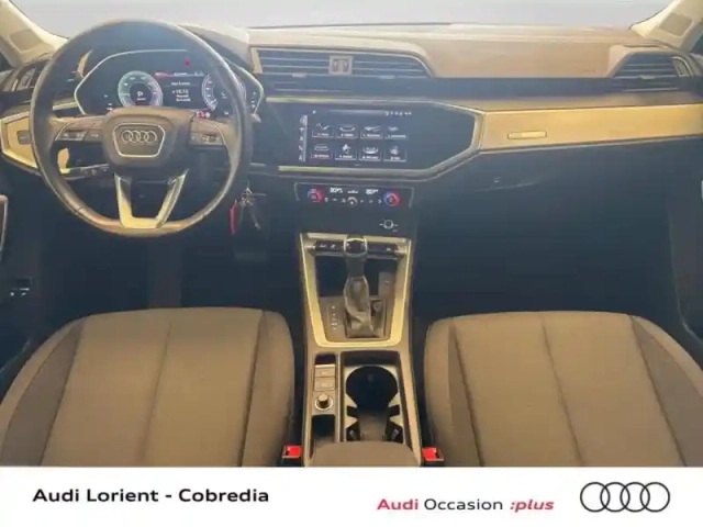 Audi Q3 sportback 45 tfsi e 245ch business line s tronic 6 — photo 6