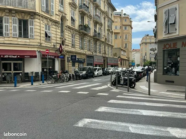 Local commercial 50 m² NICE