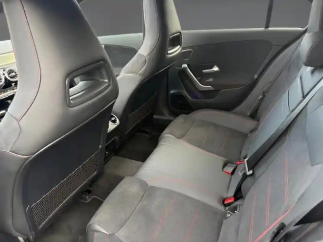 Mercedes Classe A 180 d amg line — photo 10