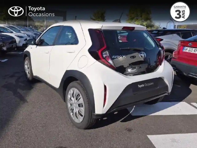 Toyota Aygo X 1.0 vvt-i 72ch dynamic — photo 2