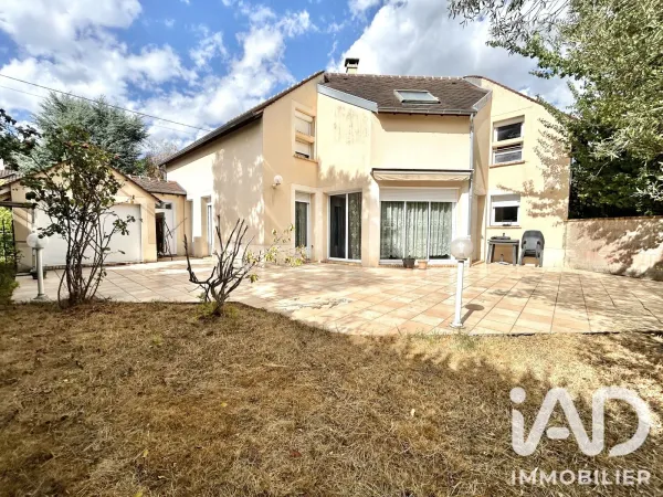 Maison 9 pièces 140 m²