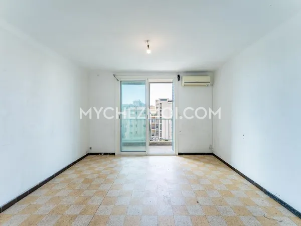 Vends t3 - 54 m² - Marseille 13010