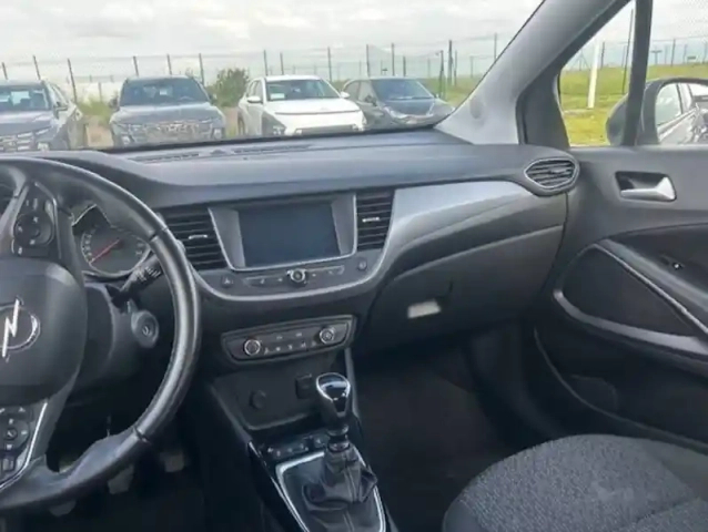 Opel Crossland X 1.2 turbo 110 ch — photo 8