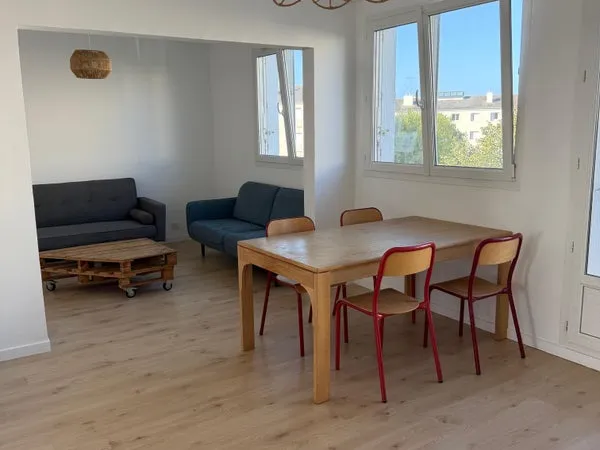 Appartement meublé de 84 m² – 3 chambres
