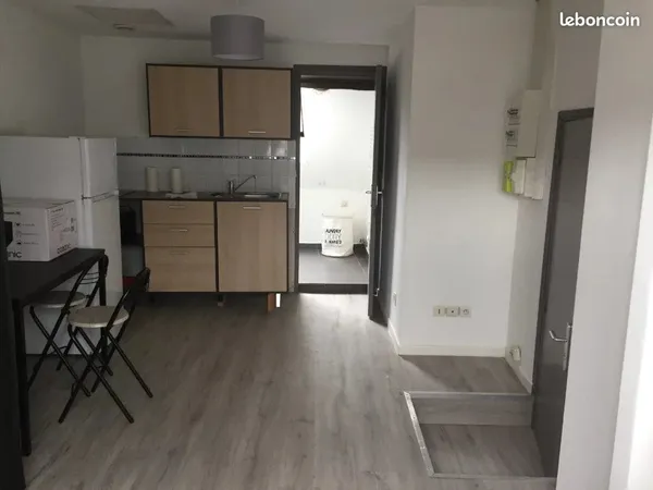 Studio 1 pièce 19 m²