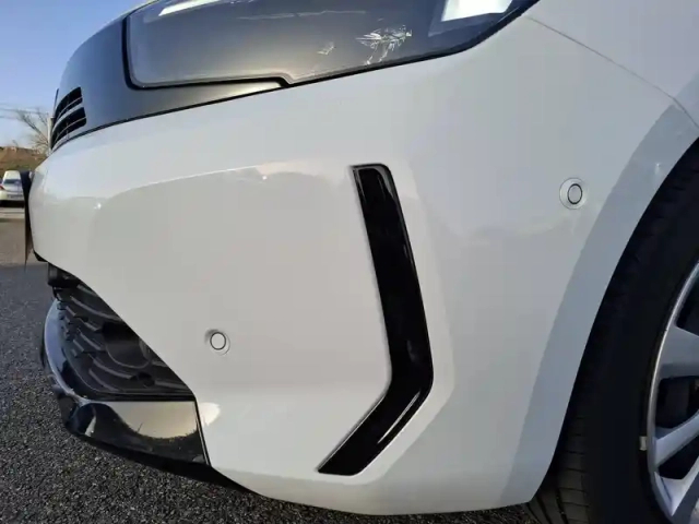Opel Corsa 1.2 75 ch bvm5 — photo 10
