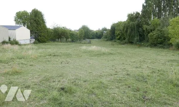 Terrain 1039 m²