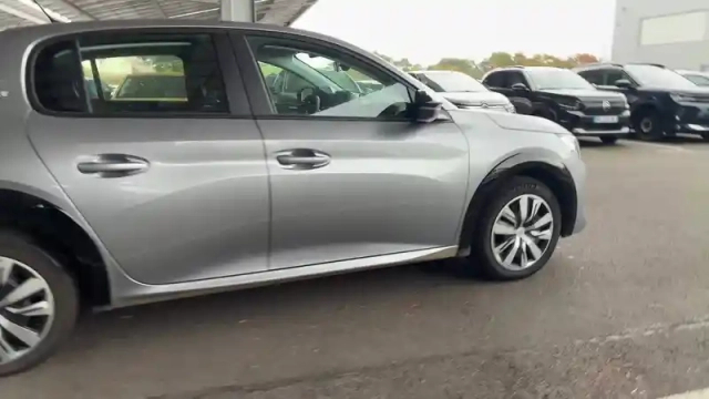 Peugeot 208 electrique 50 kwh 136ch — photo 8