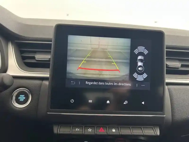 Renault Captur e-tech 145 - 21 — photo 33