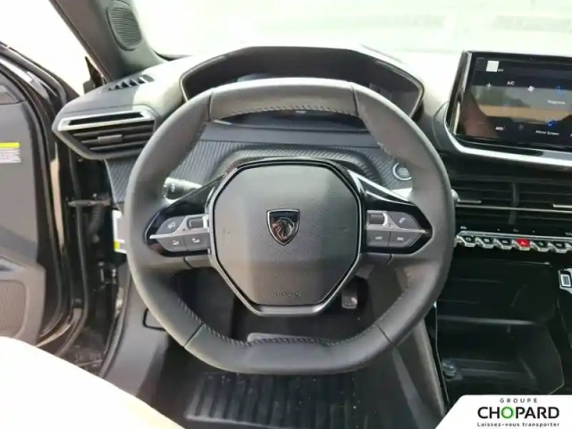 Peugeot 2008 electrique 54 kwh 156 ch — photo 7