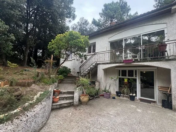Maison 3 pièces 138 m²