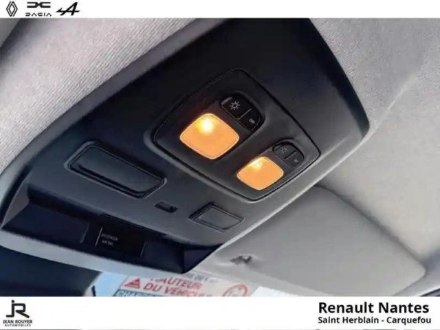 Renault Trafic fg l1h1 3t 2.0 blue dci 130ch confort — photo 9