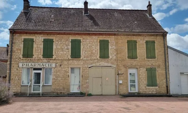 Maison 11 pièces 264 m²