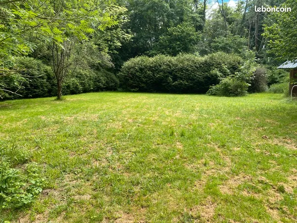 SANTENY - ROUTE DE MAROLLES - TERRAIN À BÂTIR ENV. 2 500 m²