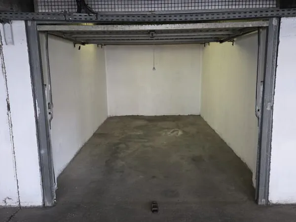 Garage fermé - Nice ouest