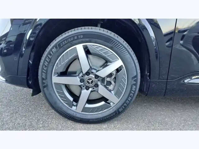 Mercedes Glb 250+ — photo 9