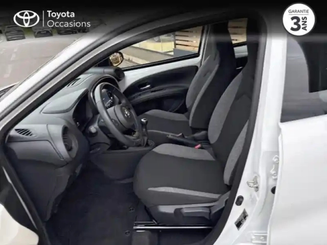 Toyota Aygo X 1.0 vvt-i 72ch dynamic — photo 11