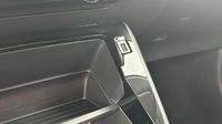 Peugeot 208 1.2 PureTech 100ch S&S Style 118g — photo 19