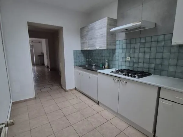 MAISON 1 CHAMBRE