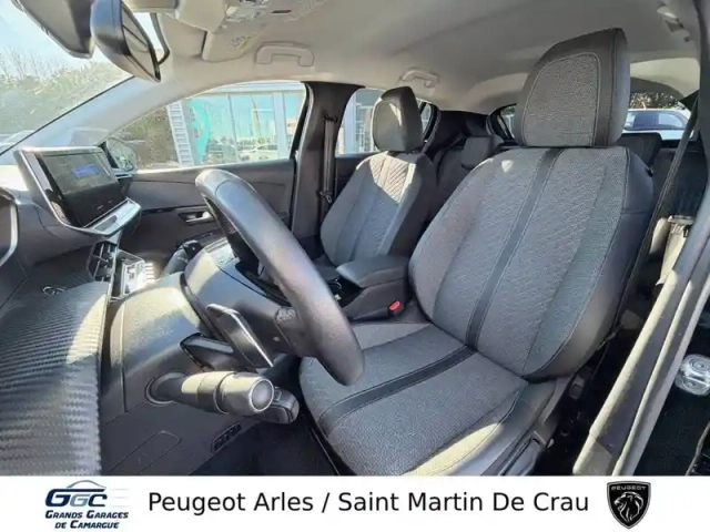 Peugeot 208 hybrid 100 e-dcs6 — photo 53