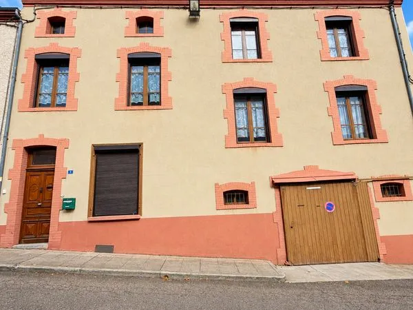 Maison 2 pièces 260 m²