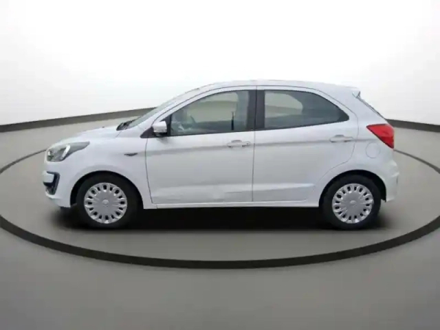 Ford Ka + 1.2 ti-vct 70ch s&amp;s essential — photo 3