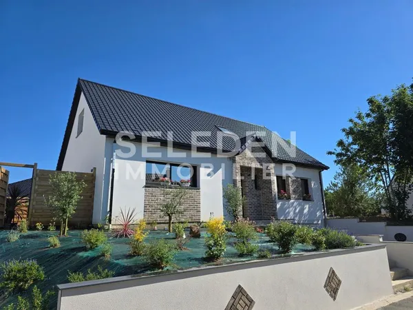 Magnifique maison T5 163m2 avec grand garage et jardin
