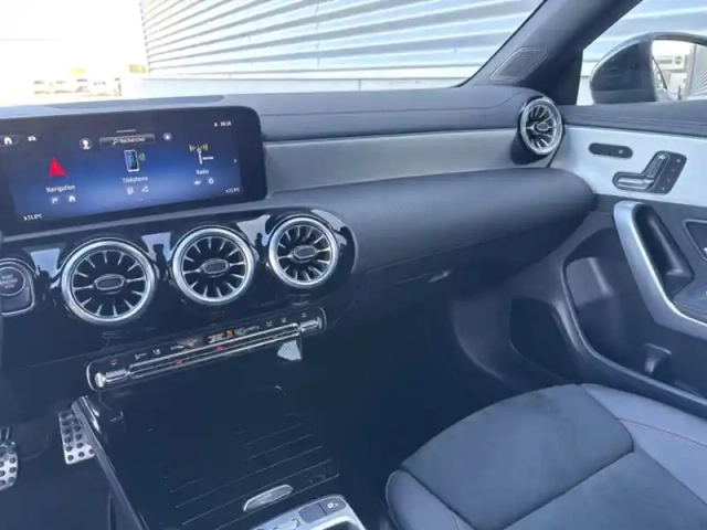Mercedes Cla 250 e hybrid eq coupé amg — photo 26