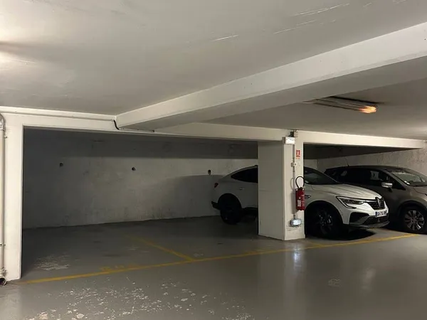 Parking 10 m²